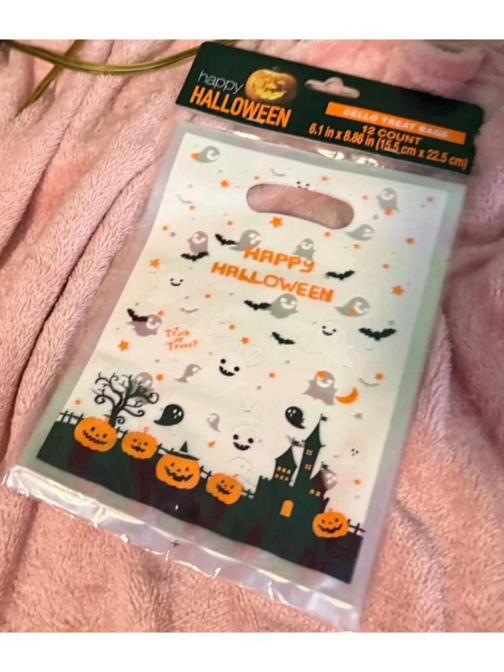 New Happy Halloween Cello Treat Bags – 12 Count – Ghosts, Bats & Pumpkins